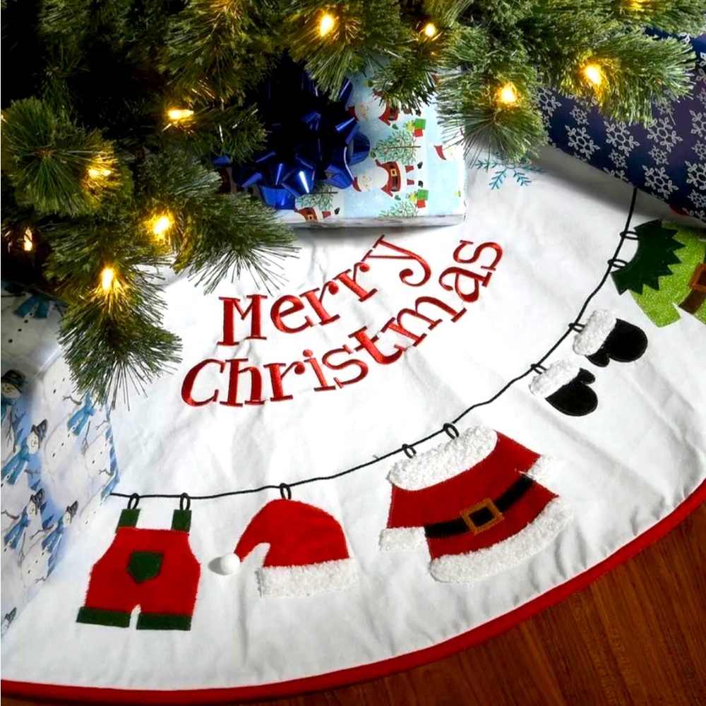 Merry Christmas White Santa Elves Laundry 48" Tree Skirt New